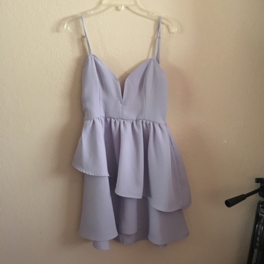 Short lilac dress